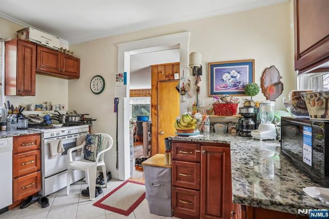 147 Phelps Avenue, Englewood, NJ 07631