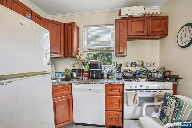 147 Phelps Avenue, Englewood, NJ 07631