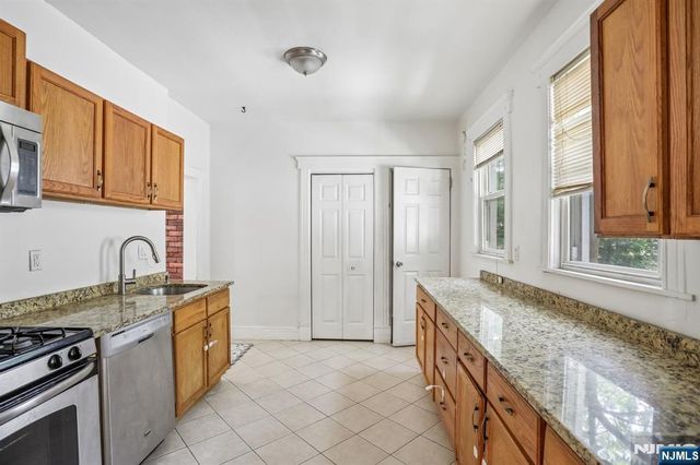 147 Phelps Avenue, Englewood, NJ 07631