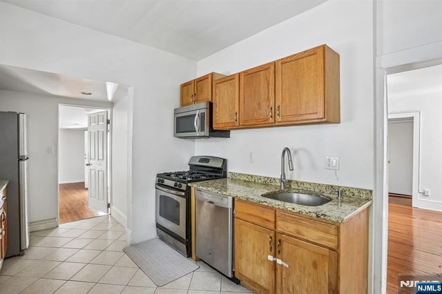 147 Phelps Avenue, Englewood, NJ 07631
