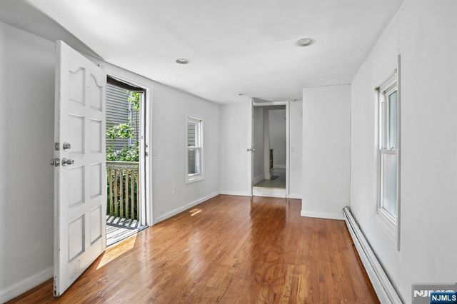 147 Phelps Avenue, Englewood, NJ 07631