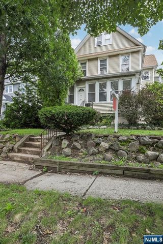 147 Phelps Avenue, Englewood, NJ 07631