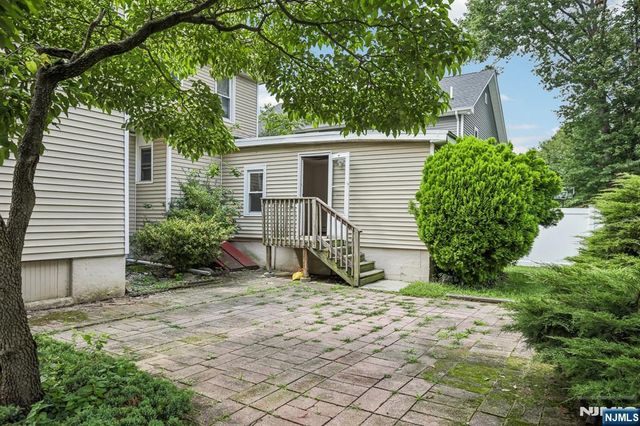 147 Phelps Avenue, Englewood, NJ 07631