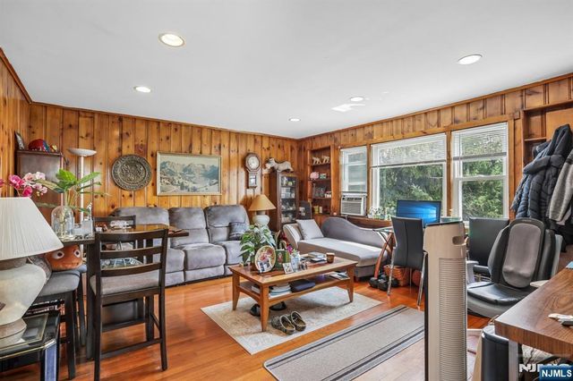 147 Phelps Avenue, Englewood, NJ 07631