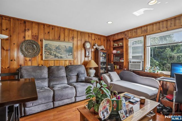 147 Phelps Avenue, Englewood, NJ 07631