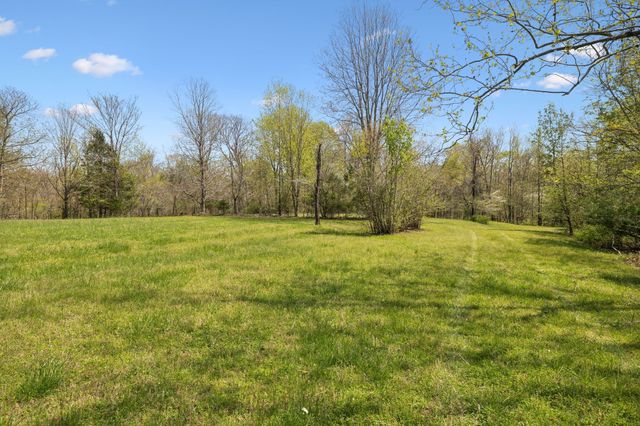 3467 Shouse Rd, Santa Fe, TN 38482