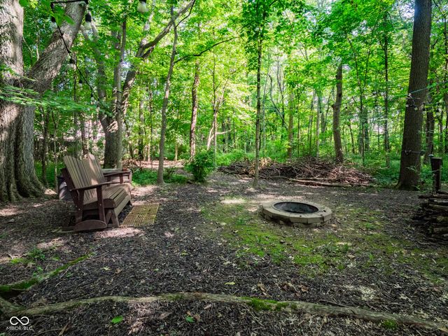 21251 Carlton Court, Noblesville, IN 46062