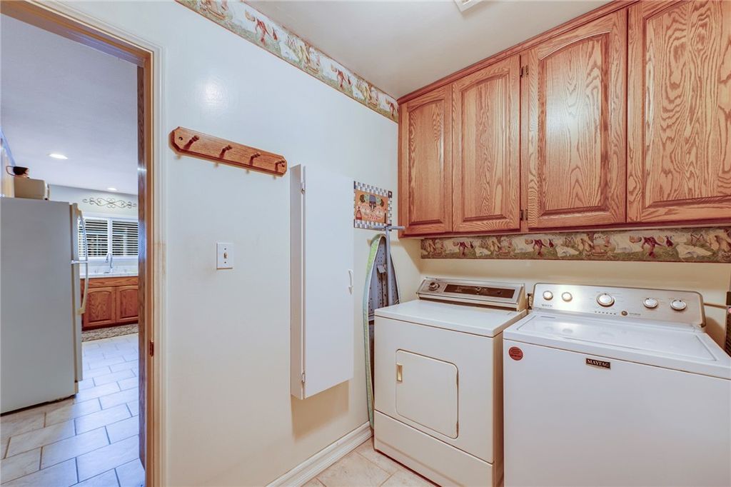Image 17 of property listing at 4863 Ocana Avenue, Lakewood, CA 90713
