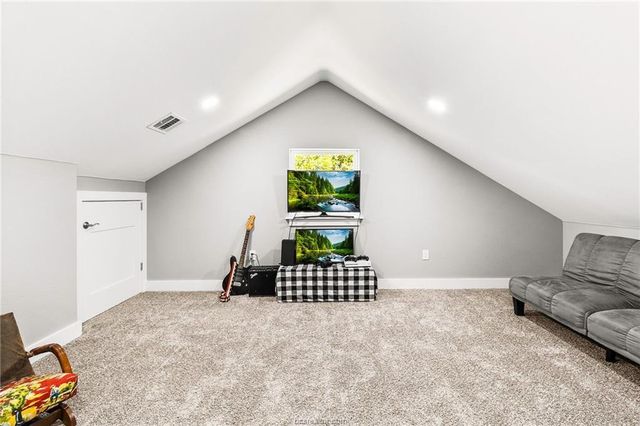 7196 S County Road 458, Normangee, TX 77871