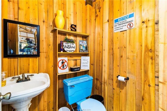 7196 S County Road 458, Normangee, TX 77871