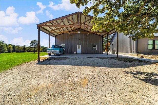 7196 S County Road 458, Normangee, TX 77871