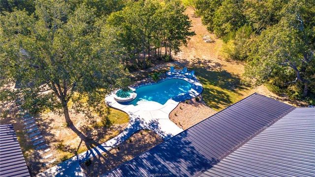 7196 S County Road 458, Normangee, TX 77871