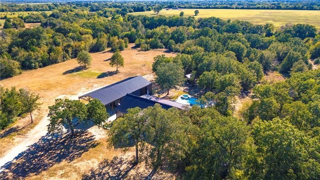 7196 S County Road 458, Normangee, TX 77871