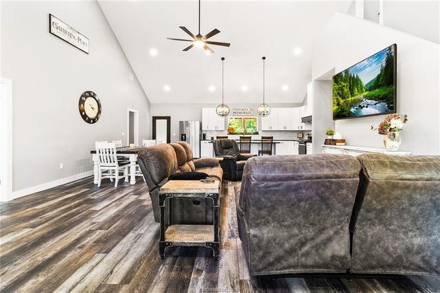 7196 S County Road 458, Normangee, TX 77871