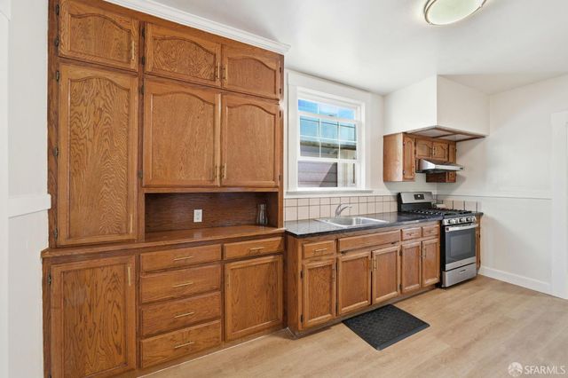 1135 Naples Street, San Francisco, CA 94112