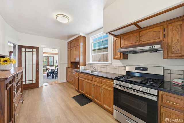 1135 Naples Street, San Francisco, CA 94112