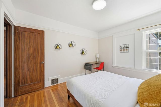 1135 Naples Street, San Francisco, CA 94112