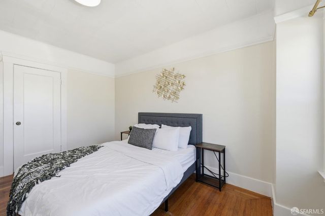 1135 Naples Street, San Francisco, CA 94112