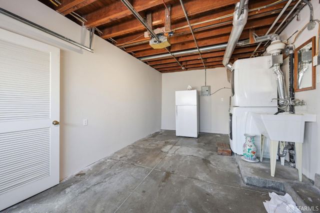 1135 Naples Street, San Francisco, CA 94112