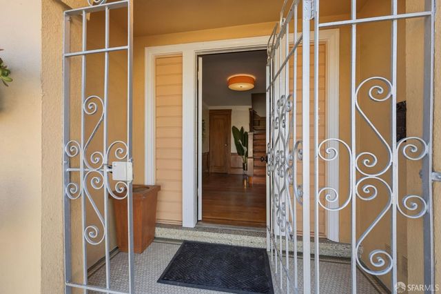 1135 Naples Street, San Francisco, CA 94112