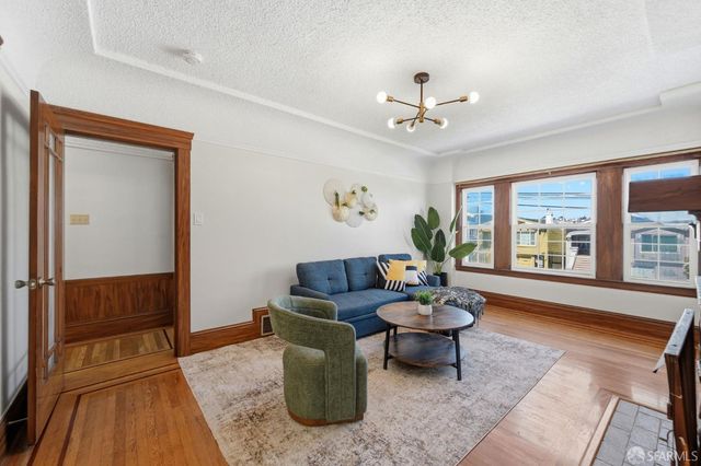 1135 Naples Street, San Francisco, CA 94112