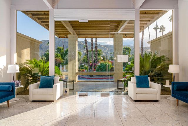 80 Lakeview Drive, Palm Springs, CA 92264