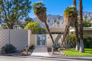80 Lakeview Drive, Palm Springs, CA 92264