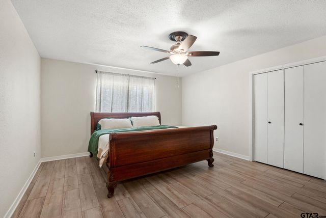 310 Windridge, Palestine, TX 75801