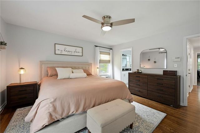 10004 Holly Street, Kansas City, MO 64114
