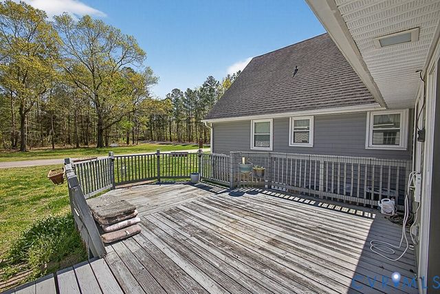 13300 Bradley Bridge Rd, Chester, VA 23831