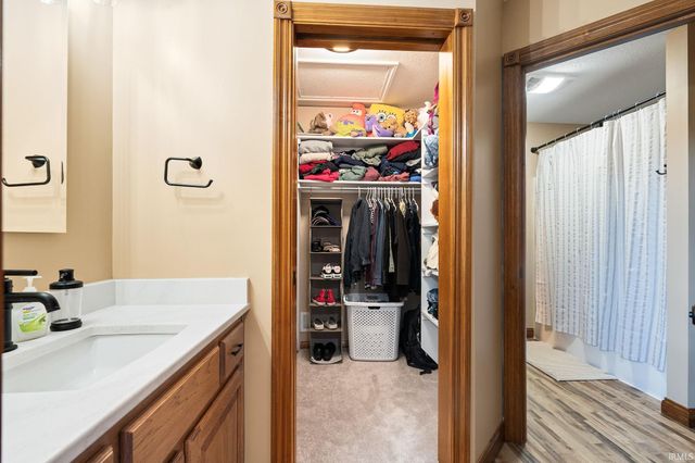 6810 Hawksnest Trail, Fort Wayne, IN 46835