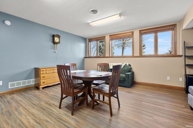 6810 Hawksnest Trail, Fort Wayne, IN 46835