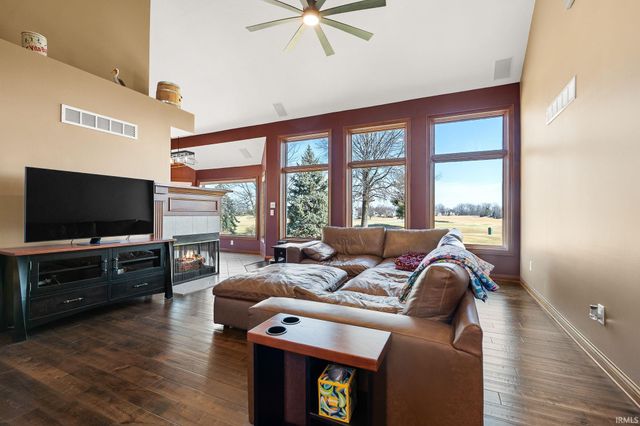 6810 Hawksnest Trail, Fort Wayne, IN 46835