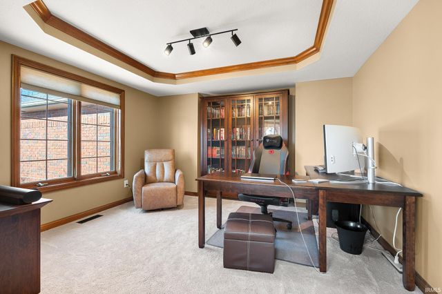 6810 Hawksnest Trail, Fort Wayne, IN 46835