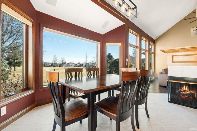 6810 Hawksnest Trail, Fort Wayne, IN 46835