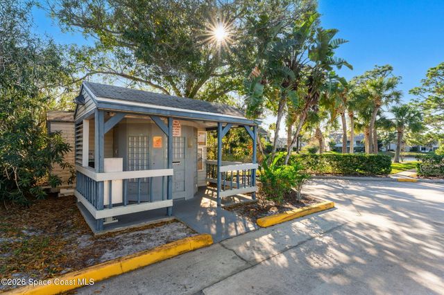 4920 Lake Waterford Way 209-2, Melbourne, FL 32901