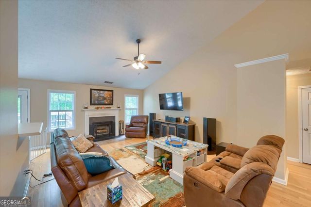 18 Mountain Court, Dallas, GA 30132