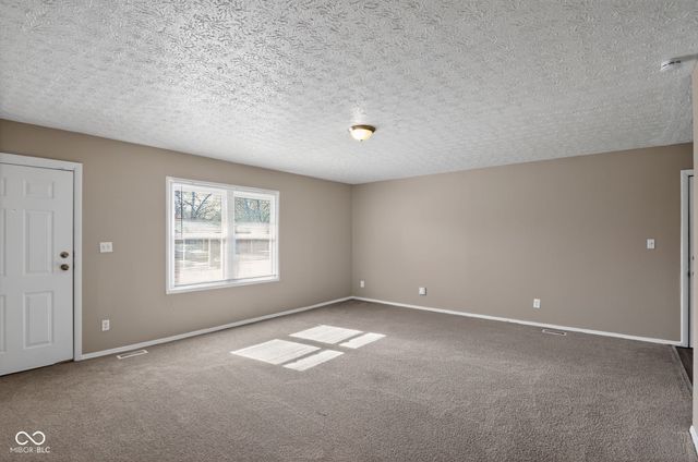 4443 N Kenyon Drive, Indianapolis, IN 46226