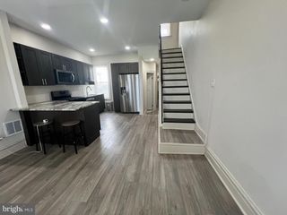1725 N 27TH ST #2, Philadelphia, PA 19121