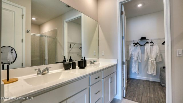 1601 Miraflores Trail NW, Palm Bay, FL 32907