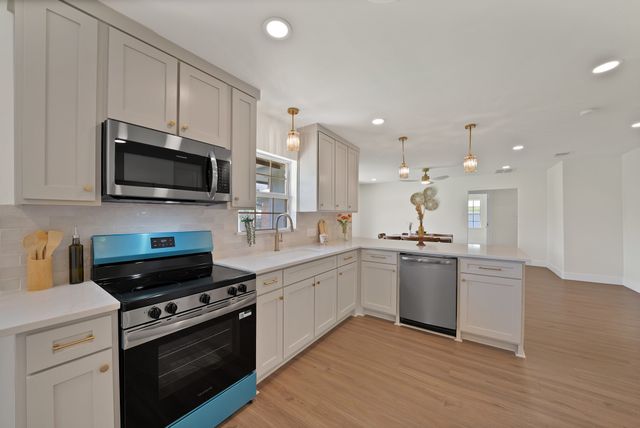 1618 Comanche Trail, Garland, TX 75043