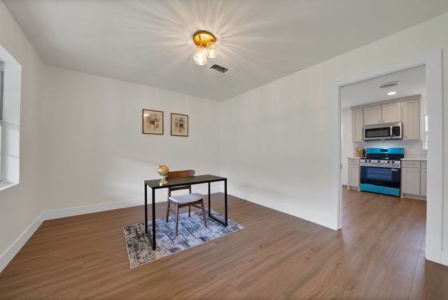 1618 Comanche Trail, Garland, TX 75043