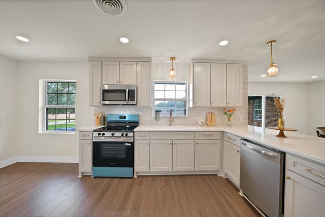 1618 Comanche Trail, Garland, TX 75043