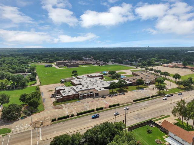 1618 Comanche Trail, Garland, TX 75043