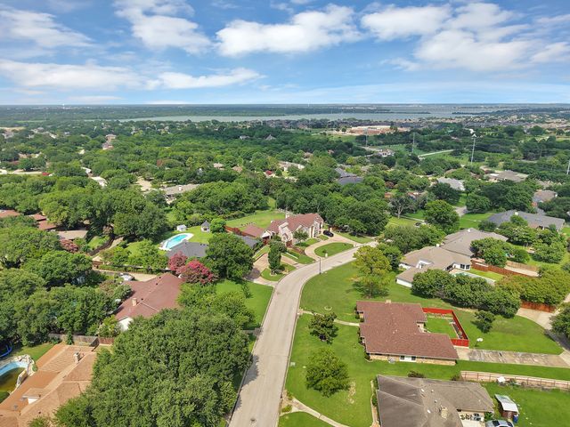 1618 Comanche Trail, Garland, TX 75043