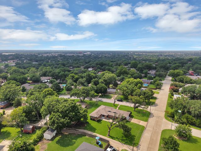 1618 Comanche Trail, Garland, TX 75043