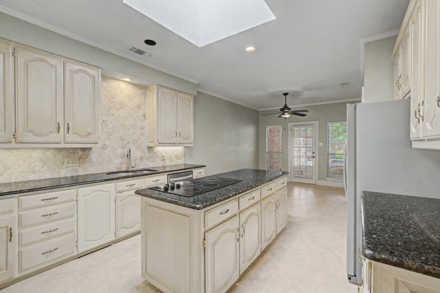 1807 Lakeshore Court, Mckinney, TX 75072