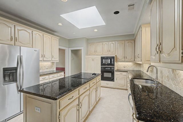 1807 Lakeshore Court, Mckinney, TX 75072