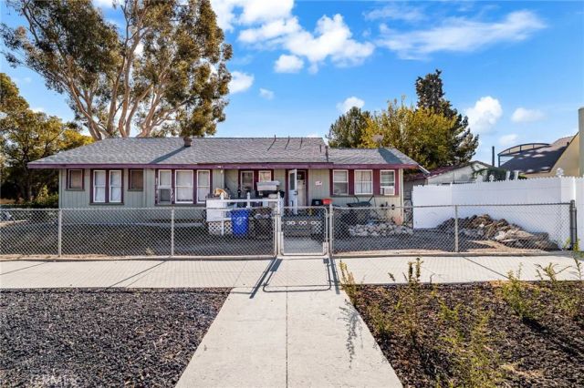 389 N 3rd, Upland, CA 91786