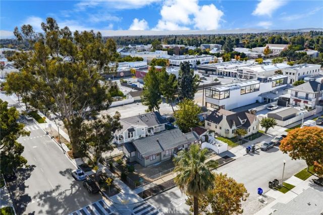 389 N 3rd, Upland, CA 91786